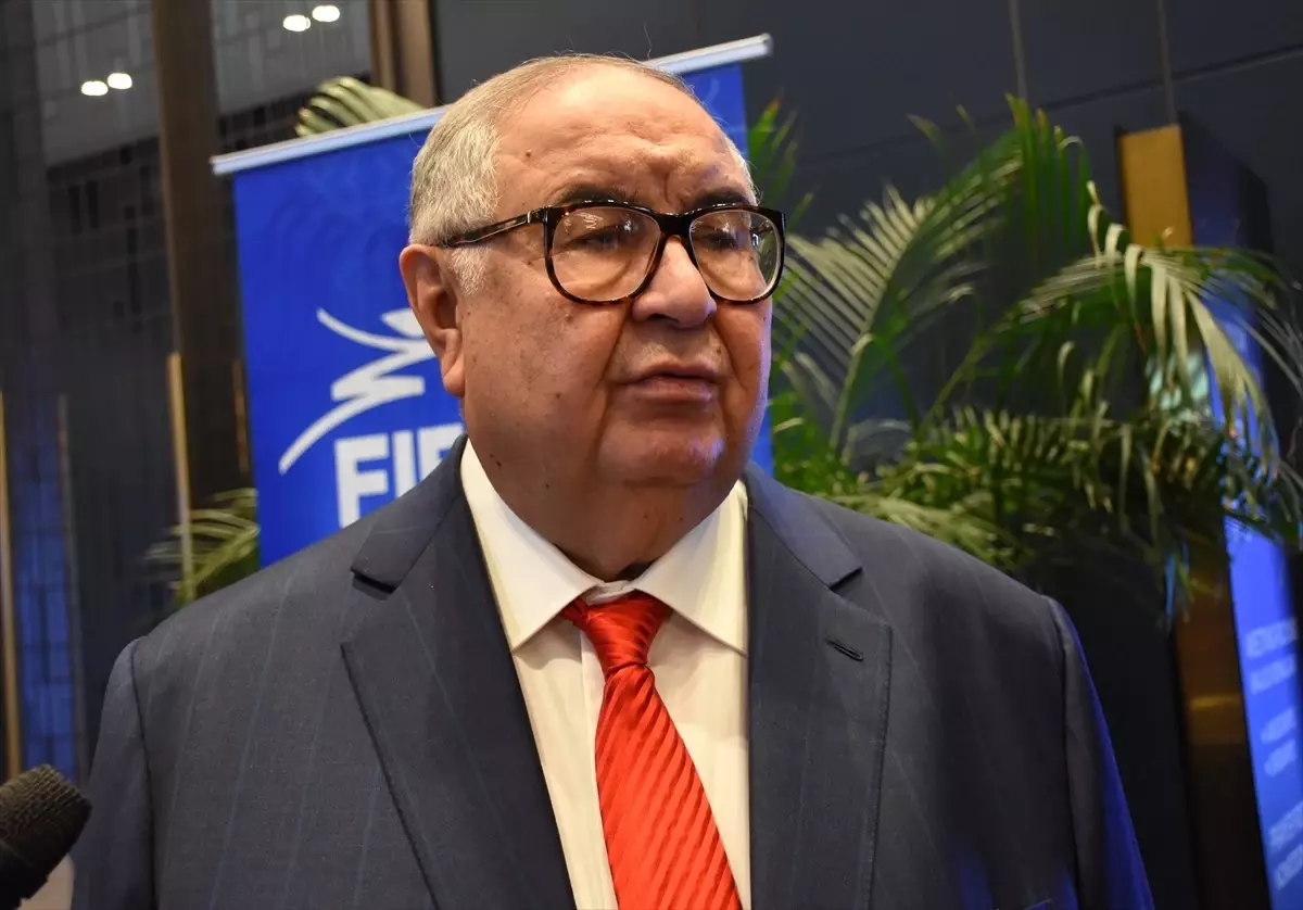 Alişer Usmanov FIE Başkanı Seçildi