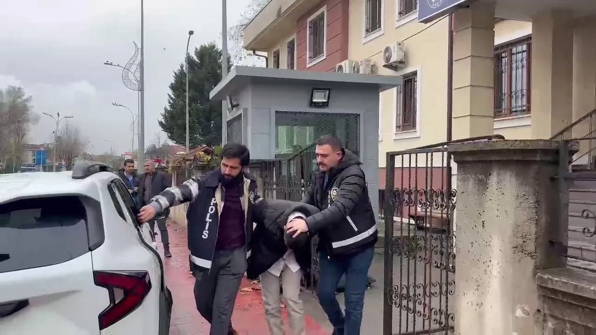 Sakarya’da vahşet: Üç aylık eşini 20 yerinden bıçakladı!